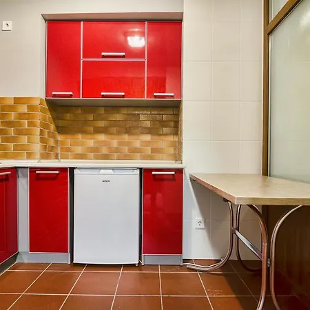 Apartment On Knyazya Leva 2